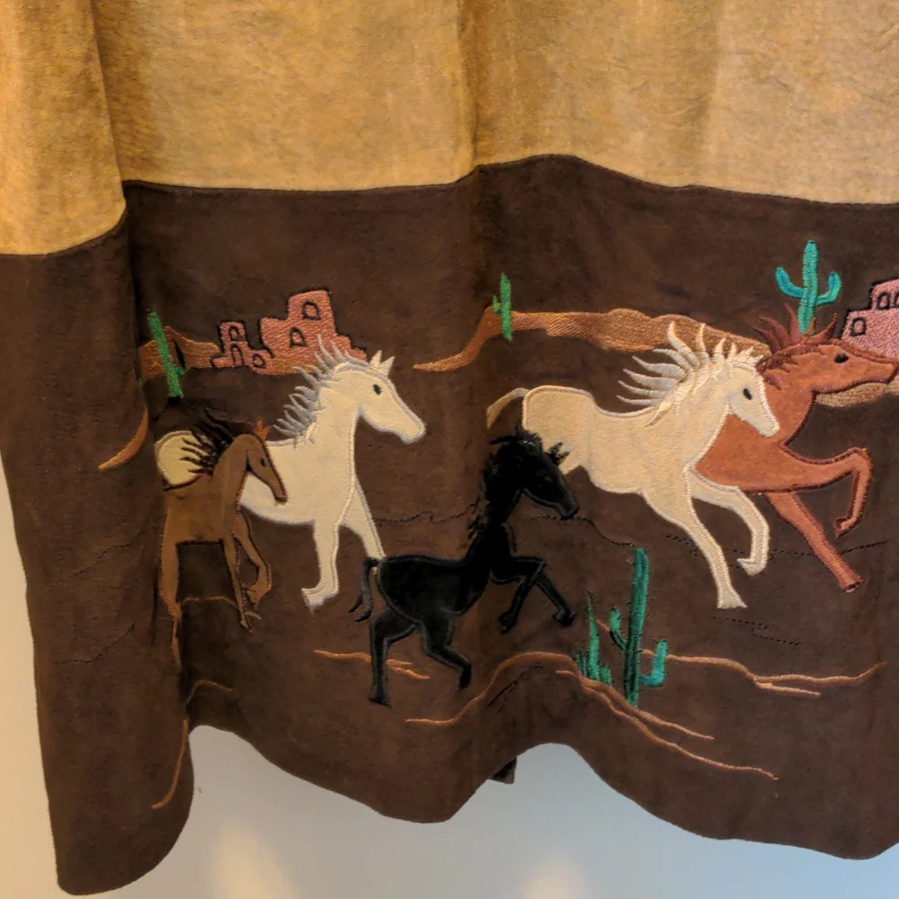 The Quacker Factory Women's Size 1X 100% Leather Western Horse Themed Shirt - Picture 10 of 15